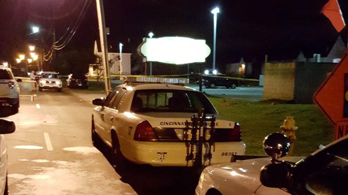 Ένας νεκρός και 14 τραυματίες από πυροβολισμούς σε νυχτερινό κέντρο στο Οχάιο – ΤΩΡΑ