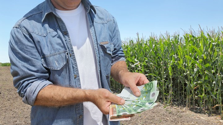Έρχονται κατασχέσεις για χιλιάδες αγρότες με «κόκκινα» δάνεια