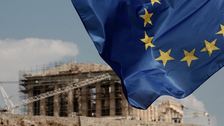 Reuters: Συμφωνία Ελλάδας-δανειστών για εργασιακά και περικοπές συντάξεων