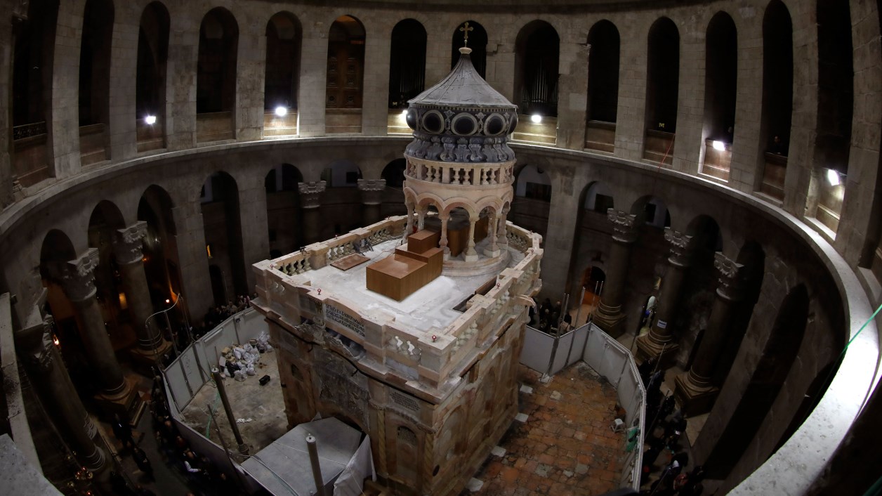 Μυστηριώδες φαινόμενο κατά τη διάρκεια αναστήλωσης του Πανάγιου Τάφου