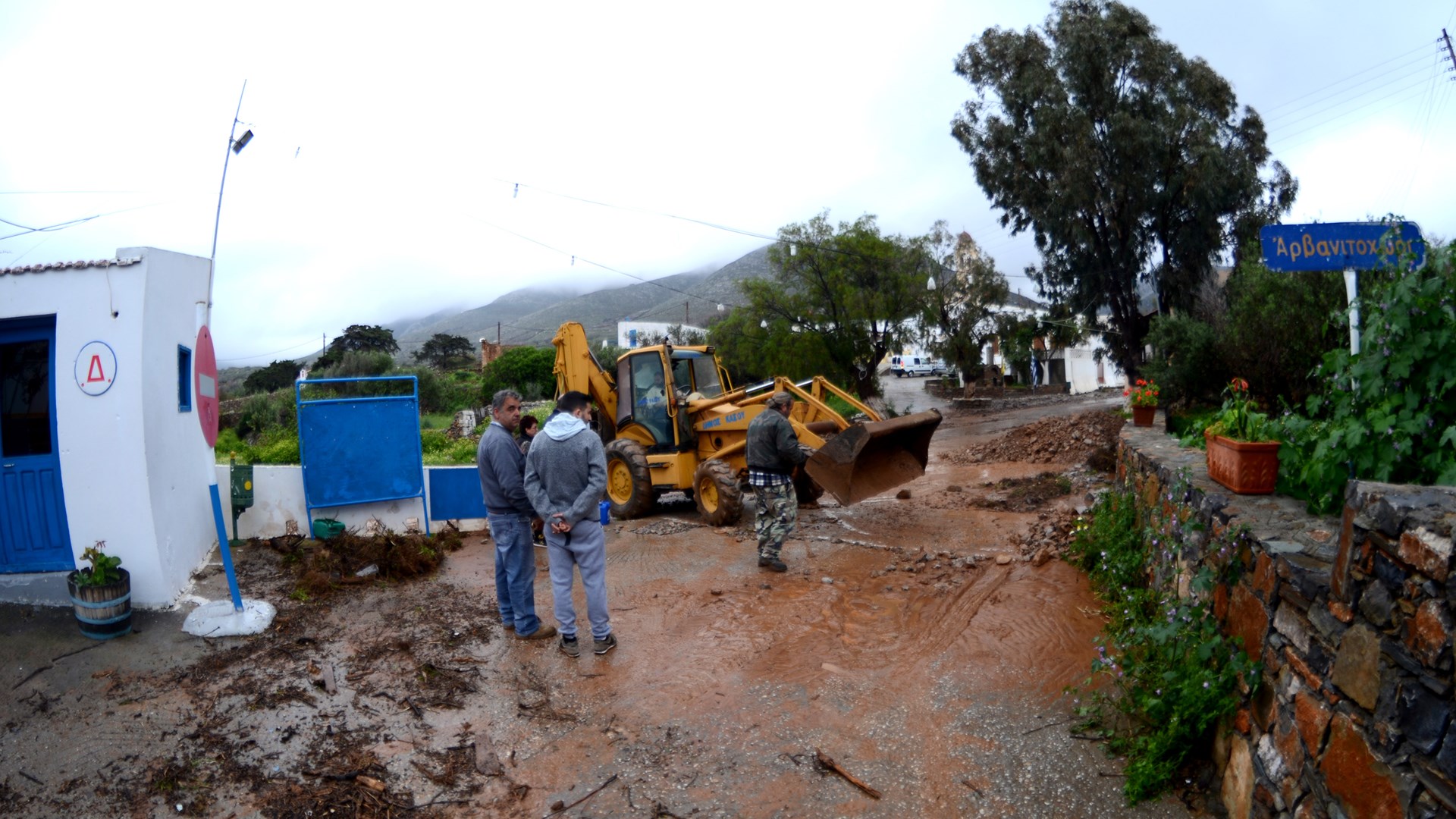 Σοβαρά προβλήματα στην Κάσο λόγω της ισχυρής βροχόπτωσης – ΦΩΤΟ