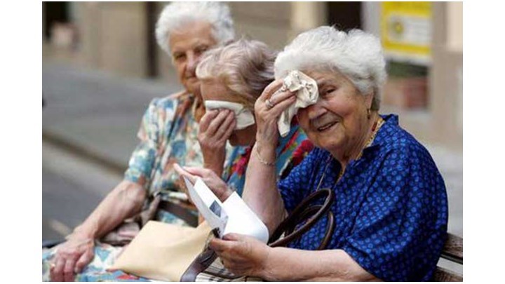 Σε φιλοδωρήματα έχουν μετατραπεί οι συντάξεις χηρείας