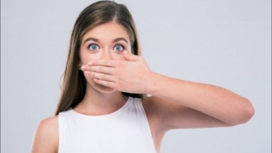 Πώς μπορείτε να σταματήσετε τον λόξιγκα