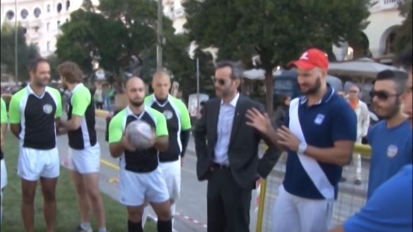 Survivor – Όταν ο Πάνος έδινε οδηγίες ως μάνατζερ ράγκμπι – ΒΙΝΤΕΟ