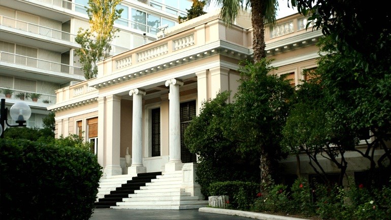 Μαξίμου: Είμαστε μία ανάσα από τη συμφωνία