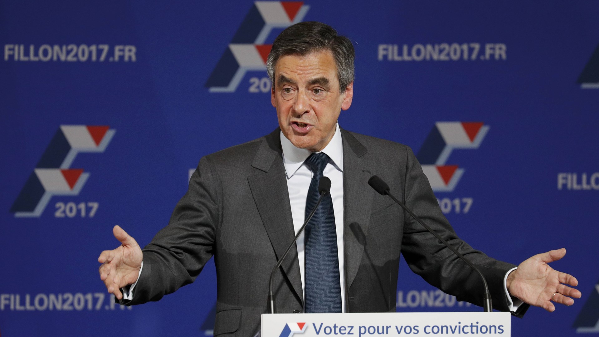 Ποιος διάσημος ηθοποιός στηρίζει τον Φιγιόν στις γαλλικές εκλογές – ΦΩΤΟ