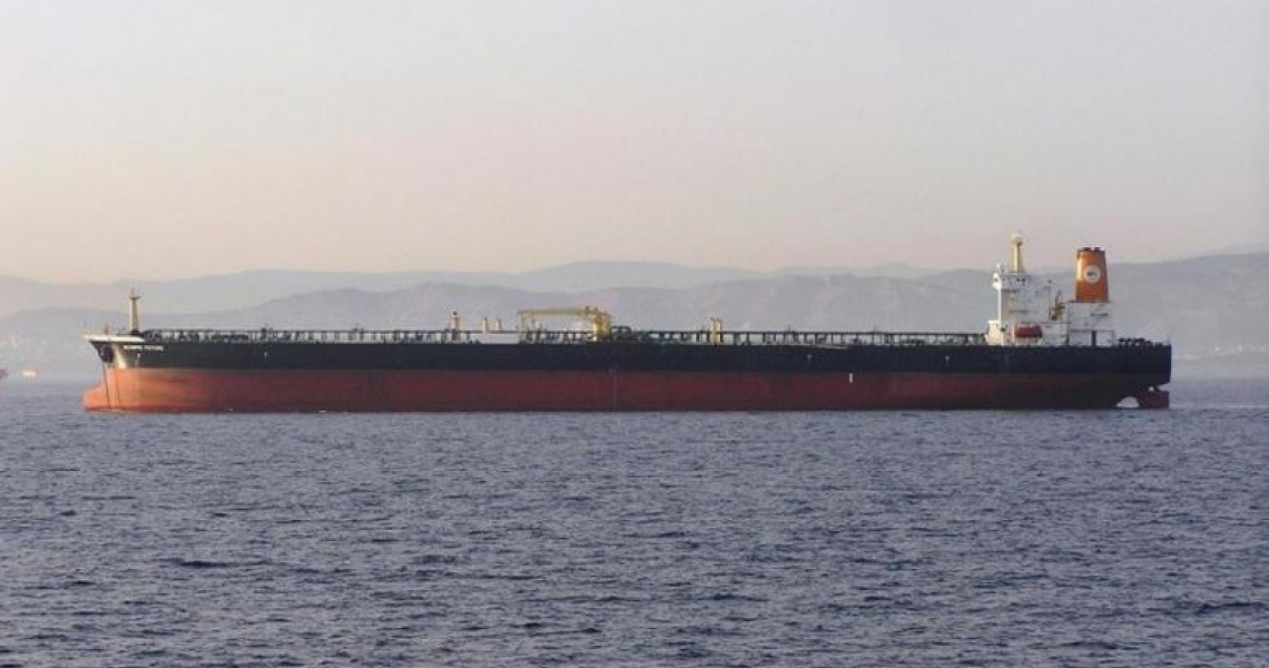 Ακυβέρνητο φορτηγό πλοίο βόρεια της Άνδρου – ΤΩΡΑ