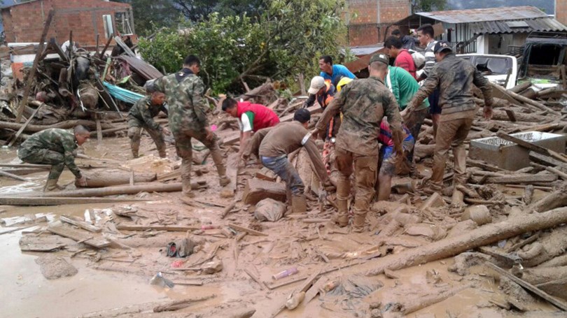 Τραγωδία στην Κολομβία: Πάνω από 200 οι νεκροί μέσα σε τόνους λάσπης – ΦΩΤΟ