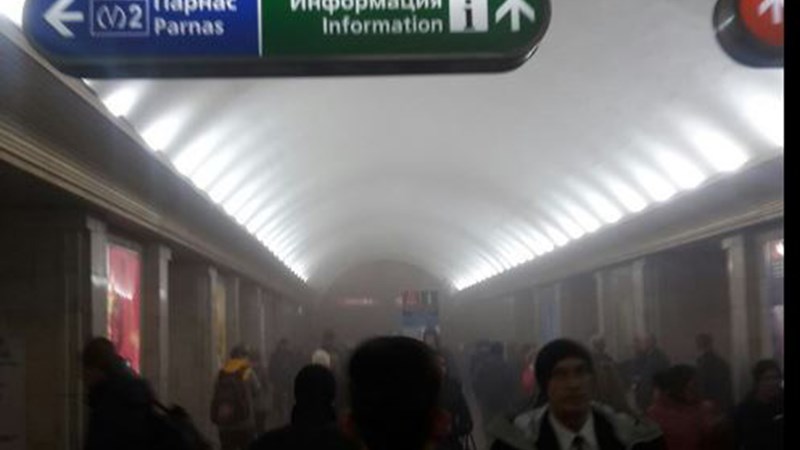 Οι πρώτες εικόνες από την έκρηξη σε σταθμό του μετρό της Αγίας Πετρούπολης – ΒΙΝΤΕΟ – ΤΩΡΑ