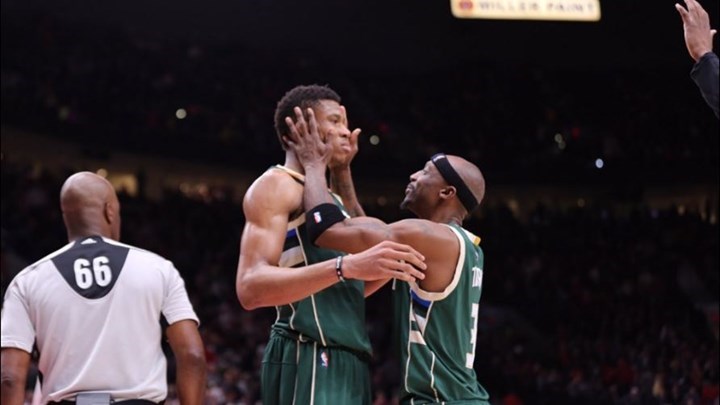 Σαρώνει τα πάντα ο Αντετοκούνμπο στο NBA – Νέα διάκριση για τον «Greek Freak»