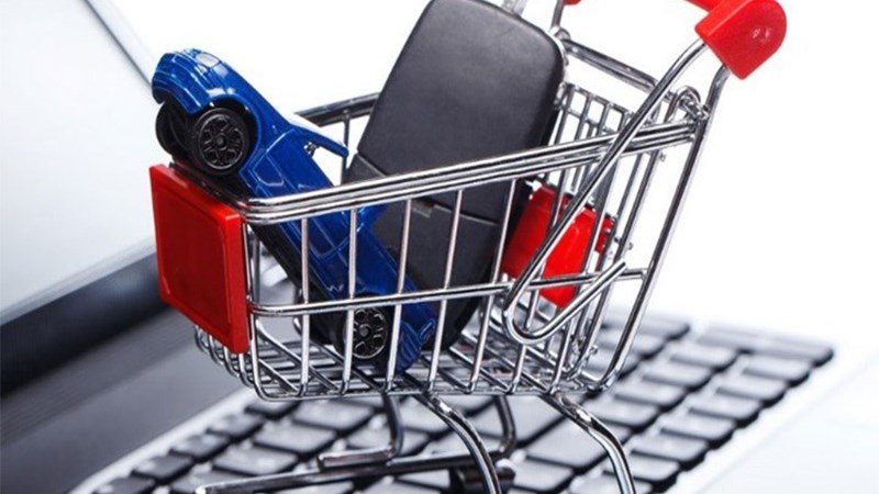 Έτσι θα χτυπήσει το ΥΠΟΙΚ τους «πειρατές» που πουλάνε και επισκευάζουν παράνομα αυτοκίνητα