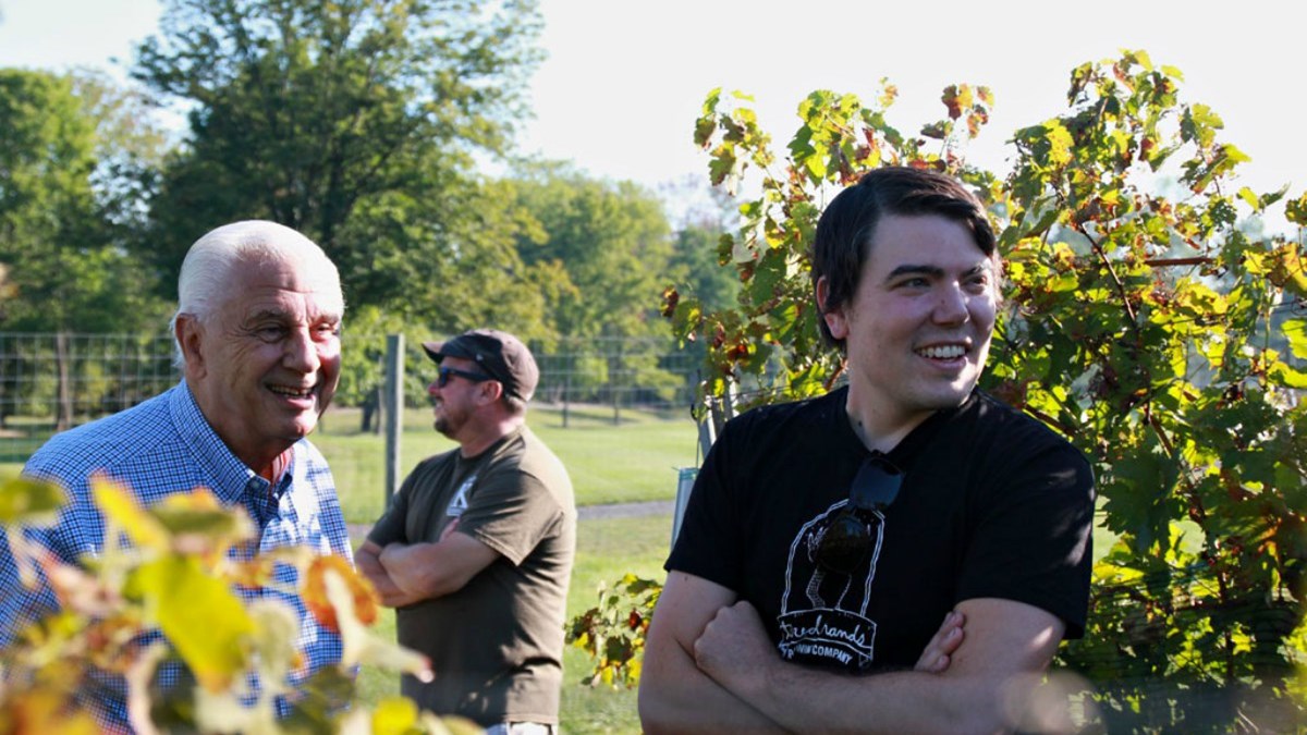 Ομογενής δημιούργησε μια από τις μεγαλύτερες εκδοτικές εταιρείες στις ΗΠΑ