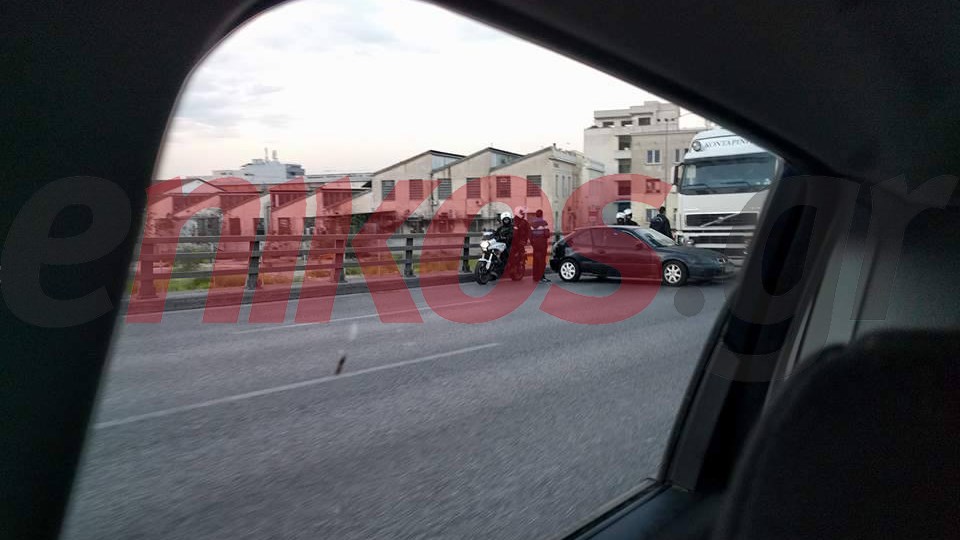 Τροχαίο στον Κηφισό στο ύψος των ΚΤΕΛ – Μεγάλες καθυστερήσεις – ΦΩΤΟ – ΤΩΡΑ