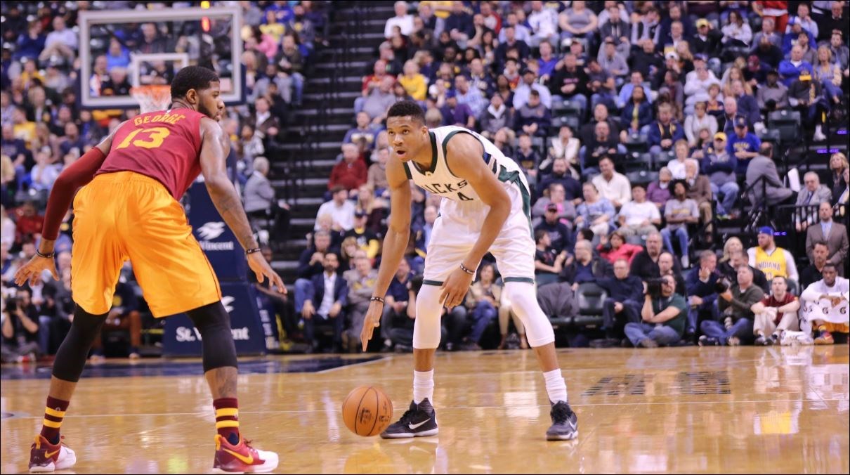 Από άλλο πλανήτη… το κάρφωμα του Αντετοκούνμπο – ΒΙΝΤΕΟ