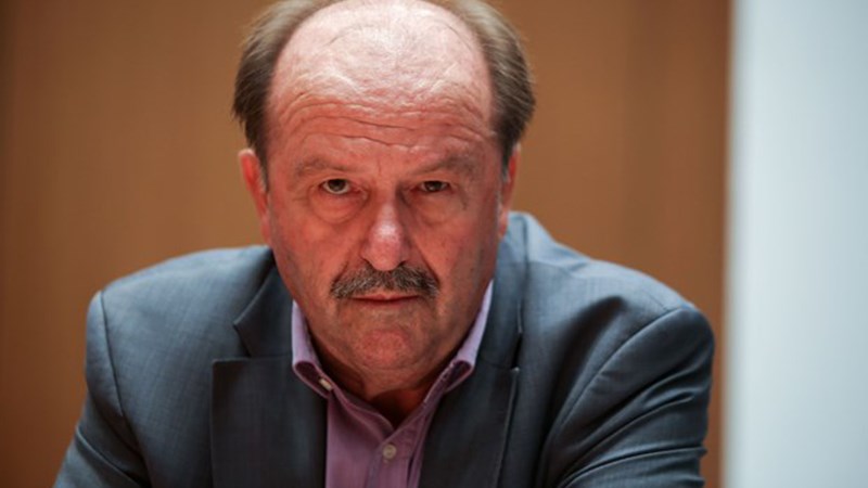 Και ο διοικητής του ΕΦΚΑ πήρε το έκτακτο βοήθημα