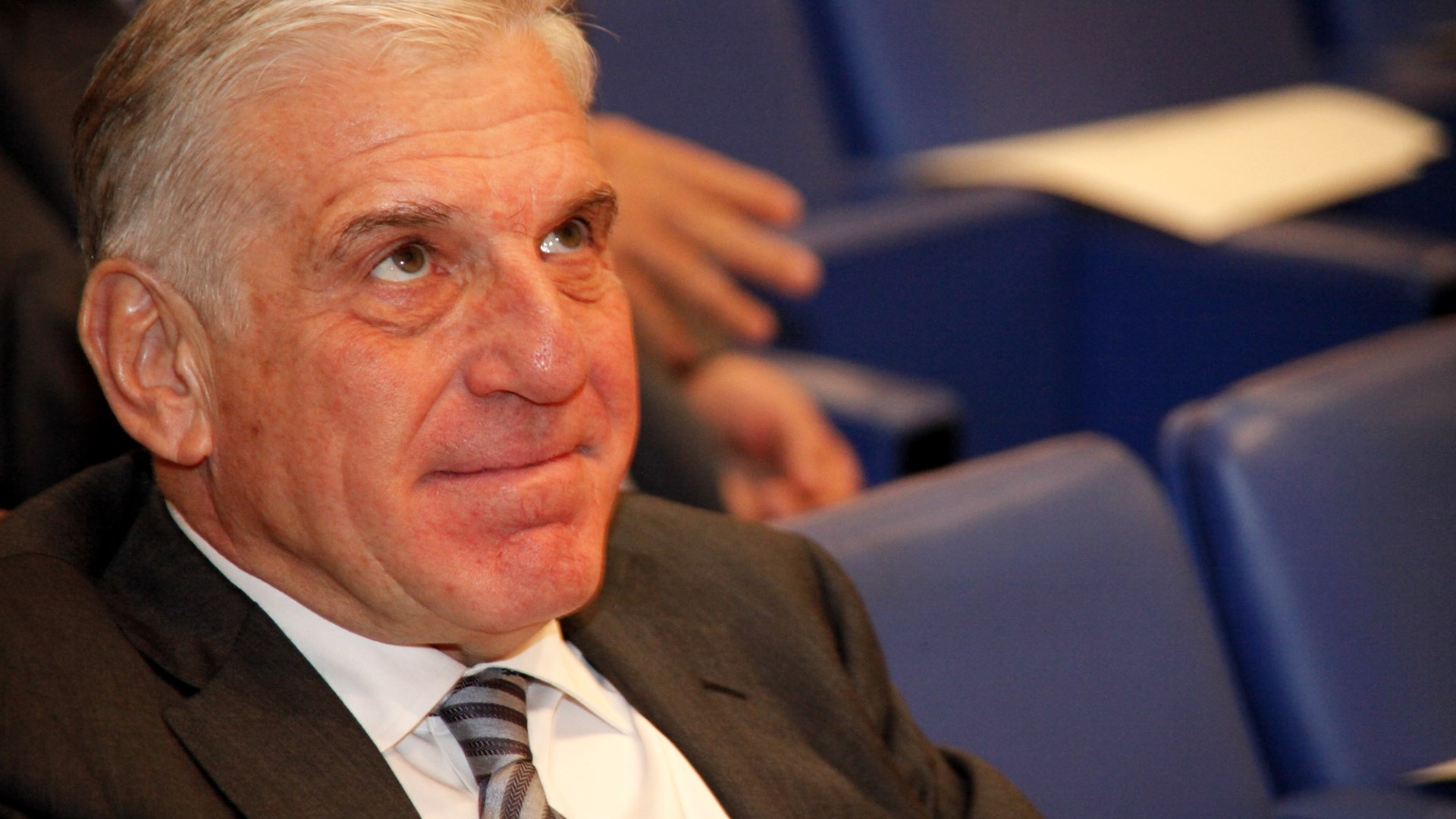 Έξι ακίνητα του Γιάννου στο μικροσκόπιο του εισαγγελέα