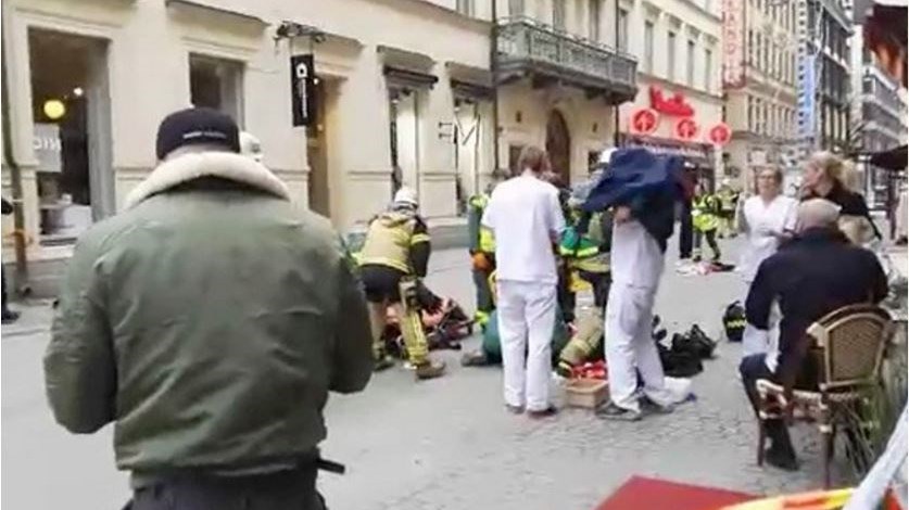 Συνελήφθη άνδρας και ανέλαβε την ευθύνη για την επίθεση στη Στοκχόλμη – ΤΩΡΑ