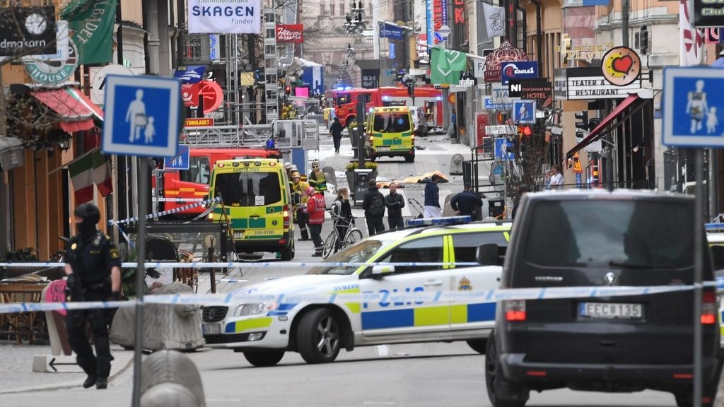 Οπαδός του ISIS ο ύποπτος αναφέρει η Aftonbladet – Συνέλαβαν δεύτερο άτομο οι σουηδικές αρχές