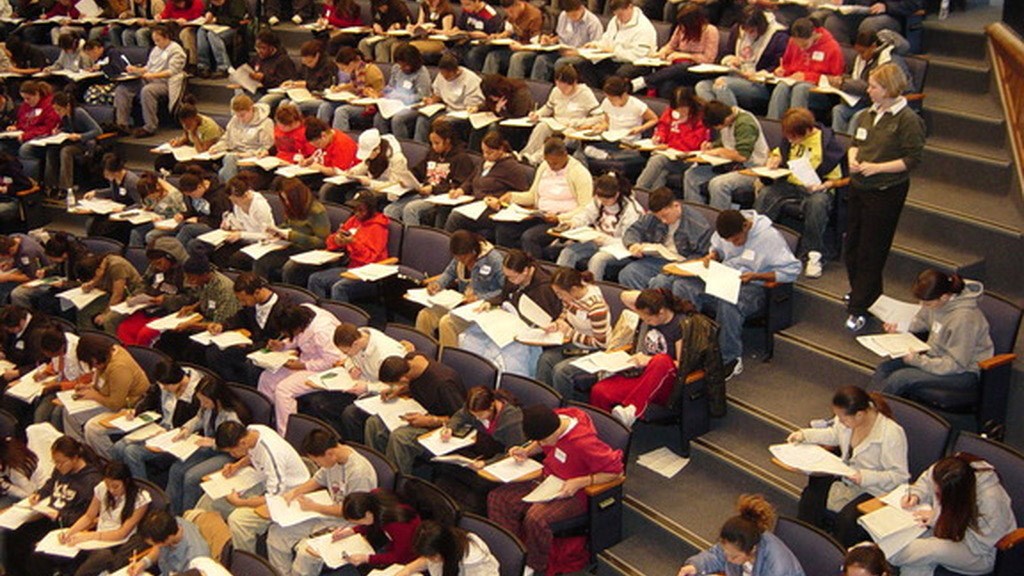 Αιτήσεις για 3.685 υποτροφίες σε φοιτητές – Όλες οι λεπτομέρειες