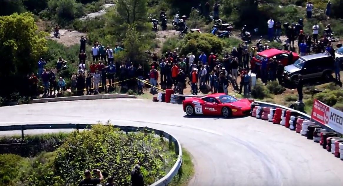 Ferrari βγήκε εκτός δρόμου στην ανάβαση Ριτσώνας – ΒΙΝΤΕΟ