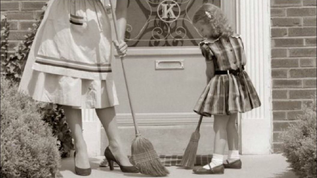 9 κόλπα της γιαγιάς για τον καθαρισμό του σπιτιού που πρέπει να σημειώσετε
