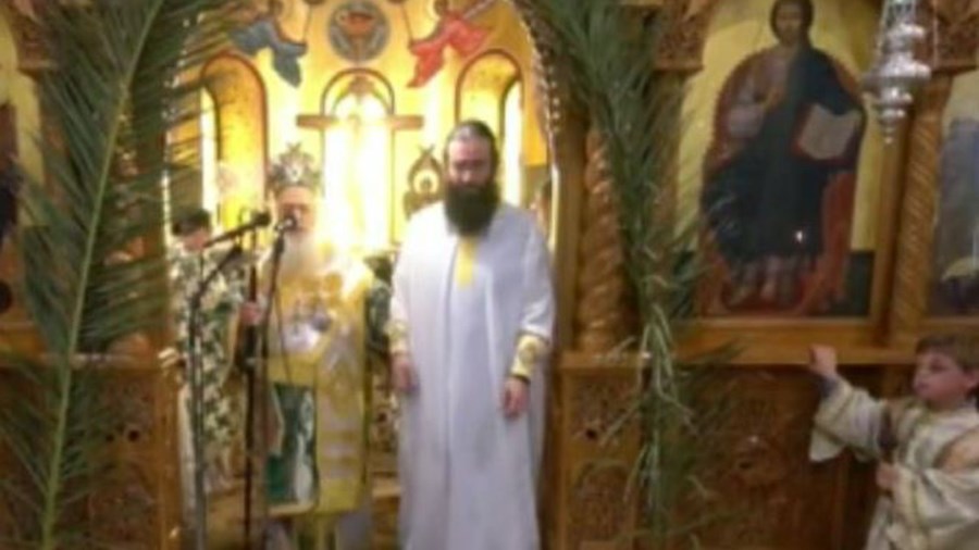 Μαθητής που επέζησε από το δυστύχημα των Τεμπών έγινε Αρχιμανδρίτης – ΒΙΝΤΕΟ