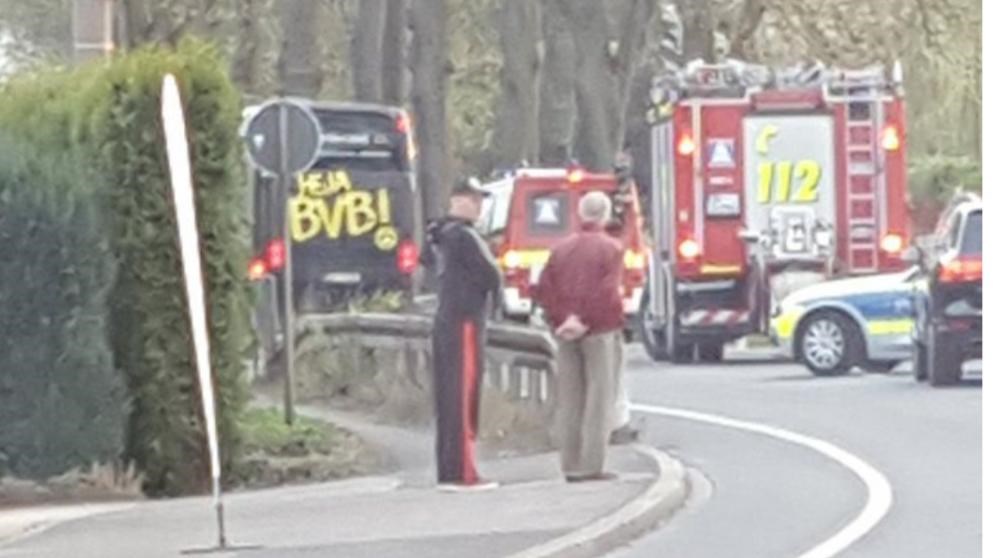 Εκρήξεις κοντά στο πούλμαν της Ντόρτμουντ – Τραυματίστηκε ποδοσφαιριστής  – ΦΩΤΟ – ΒΙΝΤΕΟ