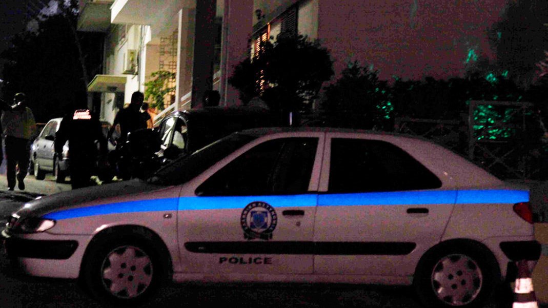 Λαμία: Γύρισε από την εκκλησία και βρήκε τον άντρα της δεμένο χειροπόδαρα