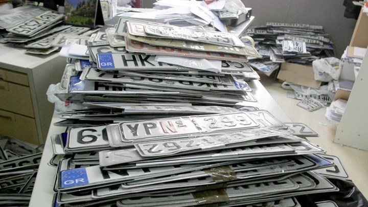 Επιστρέφει τις πινακίδες ενόψει Πάσχα ο δήμος Αθηναίων