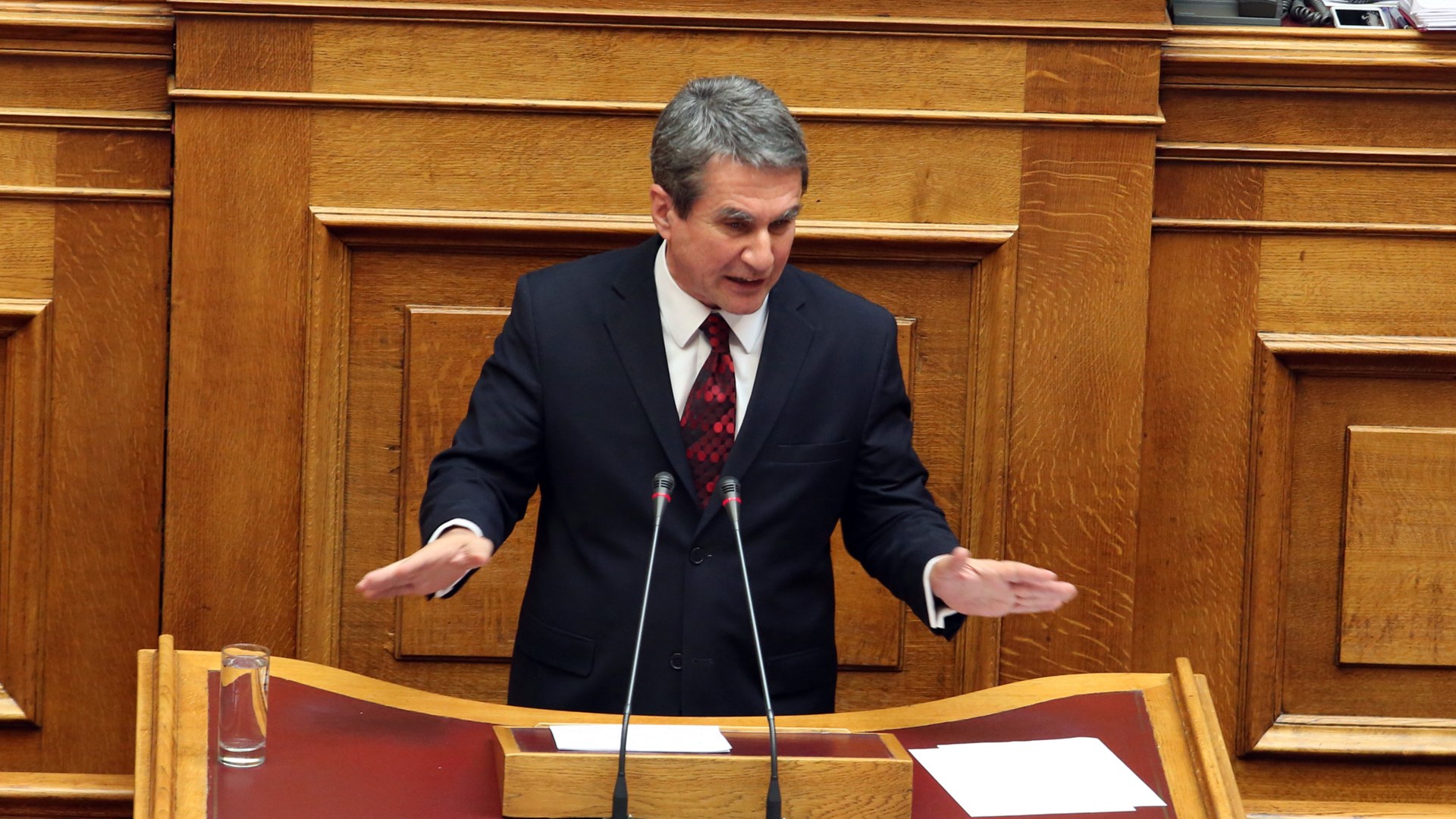 Λοβέρδος: Τι φοβάστε και λέτε όχι σε εξέταση της διετίας 2015-2017;