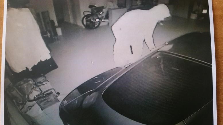 Φωτογραφίες – ντοκουμέντο από τη διάρρηξη στο σπίτι του Νίκου Βέρτη