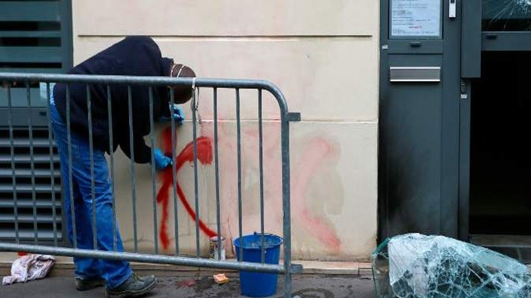 Απόπειρα εμπρησμού στα γραφεία της Λεπέν στο Παρίσι