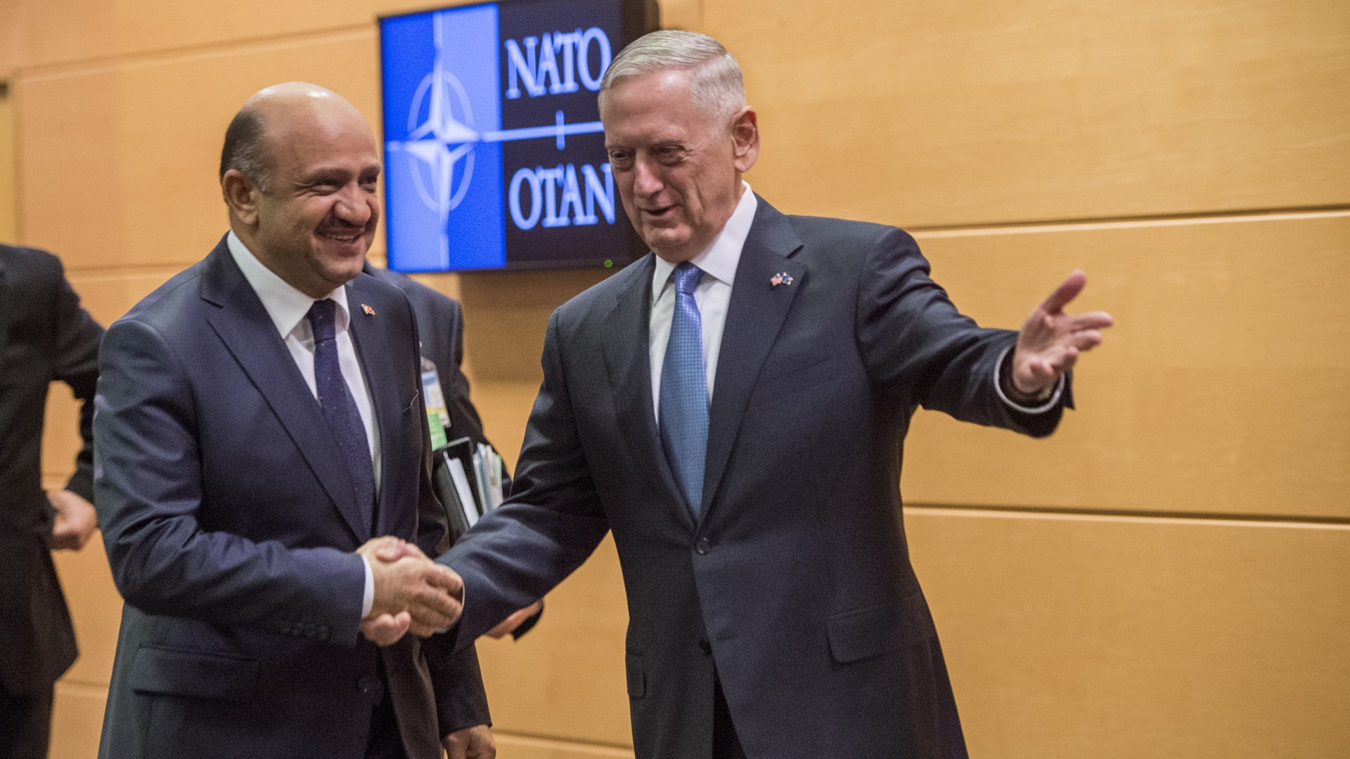 Η Τουρκία προειδοποιεί τις ΗΠΑ να μην επιτρέψουν στους Κούρδους να συμμετάσχουν στην επιχείρηση στη Ράκα