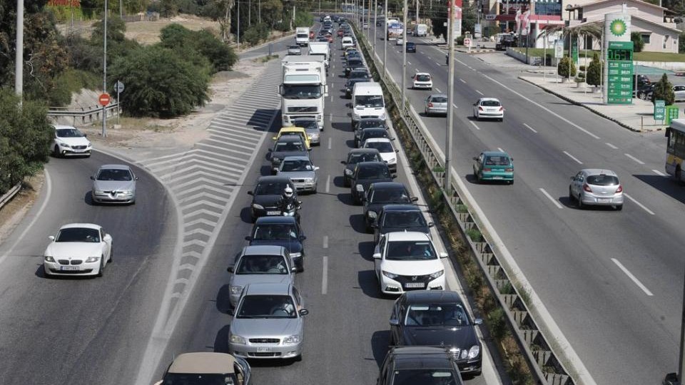Κυκλοφοριακό κομφούζιο στην Εθνική Οδό Αθηνών – Κορίνθου