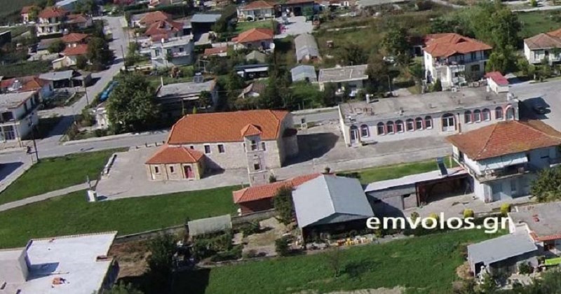 Μαχαίρωσε τον ιερέα επειδή αρνήθηκε να τον κοινωνήσει