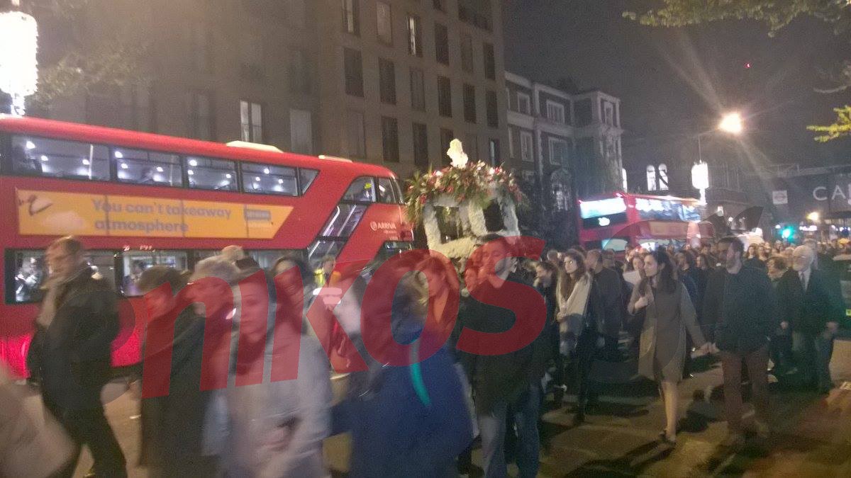 ΦΩΤΟ αναγνώστη: Η περιφορά του Επιταφίου στο Λονδίνο