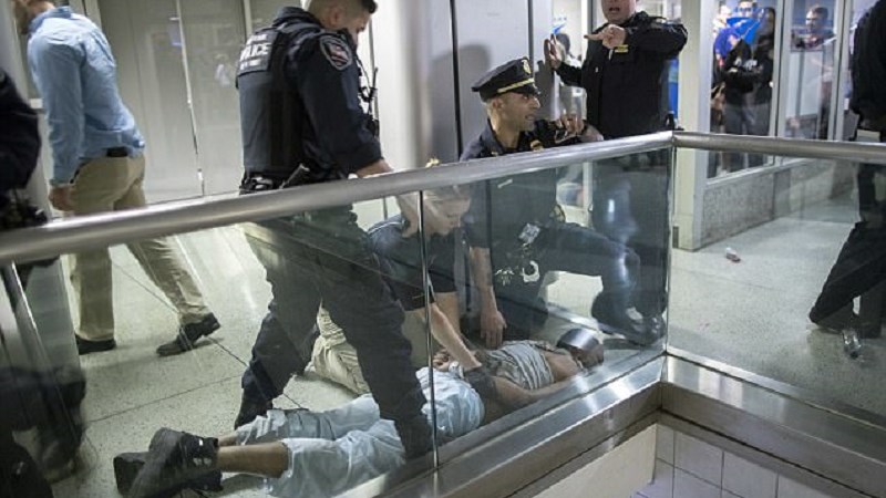 Πανικός σε σταθμό του μετρό της Νέας Υόρκης – 16 τραυματίες – ΒΙΝΤΕΟ