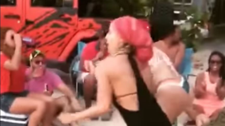 O χορός της Μελέτη στον Άγιο Δομίνικο που «έριξε» τα social media – ΒΙΝΤΕΟ