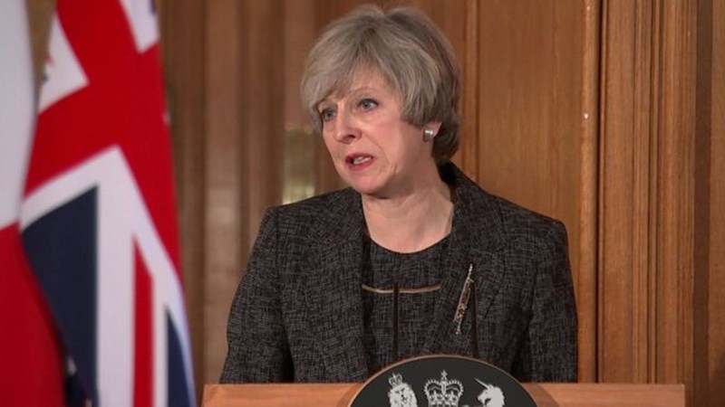 Η Μέι ετοιμάζει διάγγελμα – Πληροφορίες για πρόωρες εκλογές