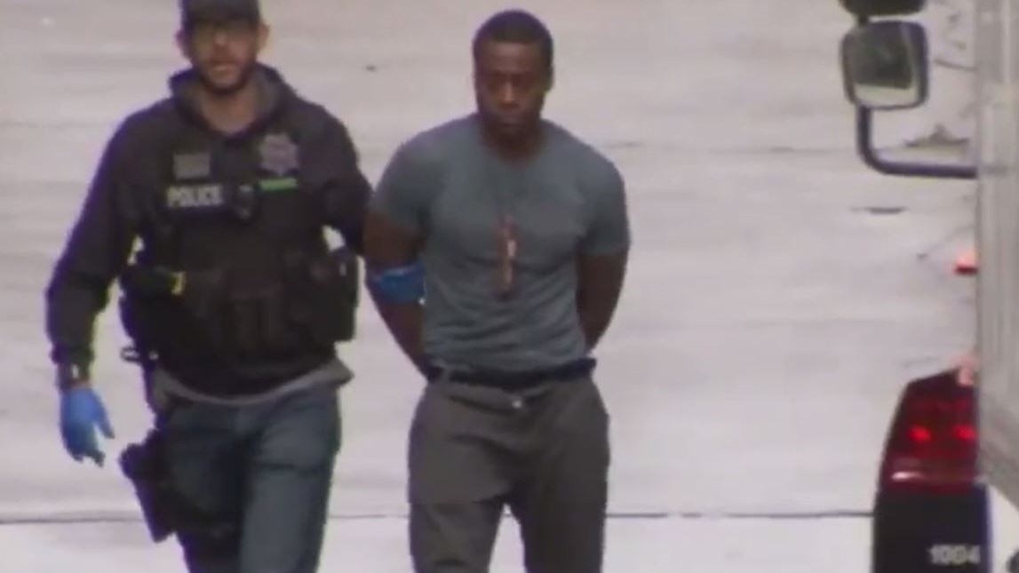 Καλιφόρνια – Ένοπλος σκότωσε εν ψυχρώ τρεις ανθρώπους – BINTEO