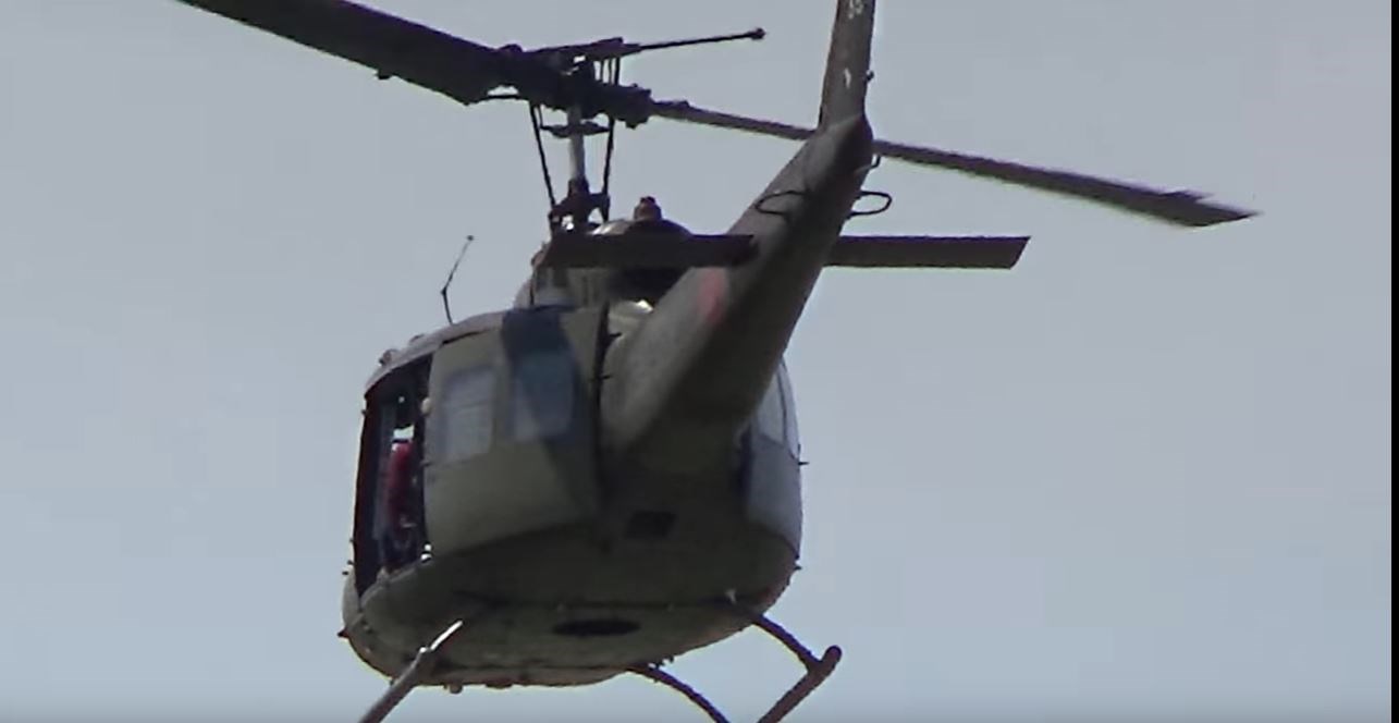 Αυτό είναι το στρατιωτικό ελικόπτερο «Χιούι» που κατέπεσε στην Ελασσόνα – ΒΙΝΤΕΟ