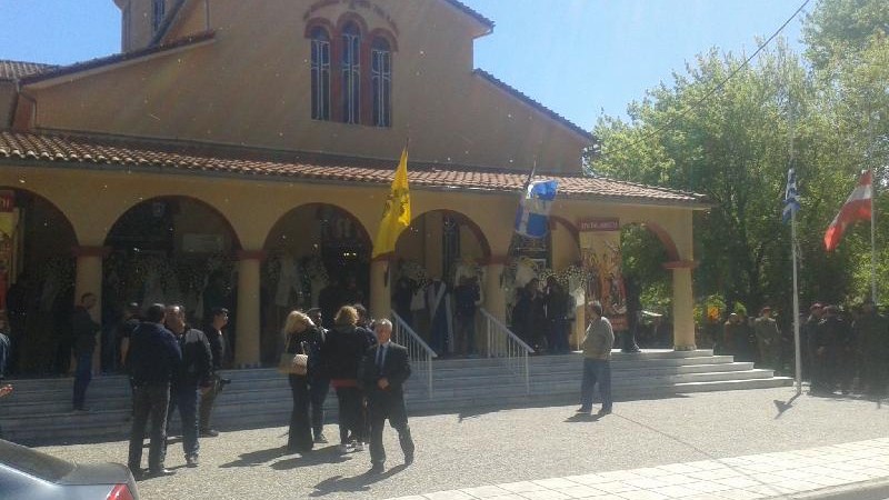 Ανείπωτος θρήνος στην κηδεία του ταγματάρχη Δημοσθένη Γούλα – ΦΩΤΟ