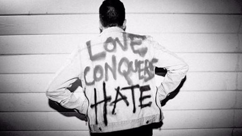 Ο Μπρους Σπρίνγκστιν τραγουδά κατά του Τραμπ: Δεν εμπιστεύομαι έναν απατεώνα