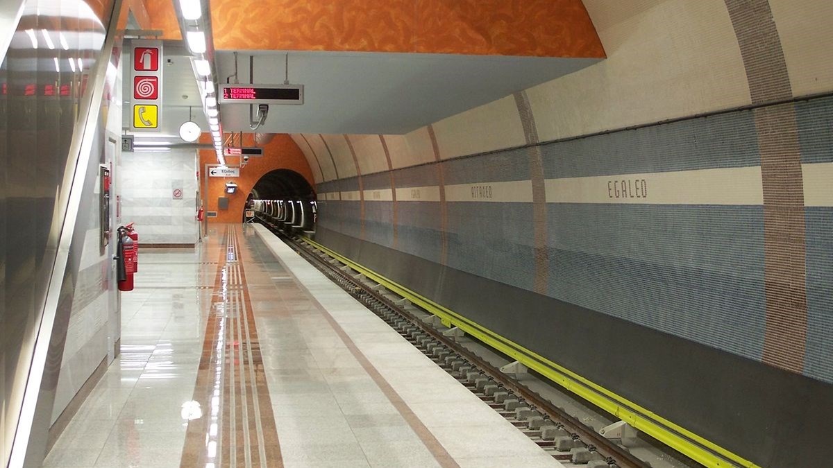Φάρσα το τηλεφώνημα για βόμβα στο μετρό του Αιγάλεω