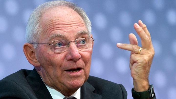 Σόιμπλε υπέρ Ελλάδας και κατά ΔΝΤ