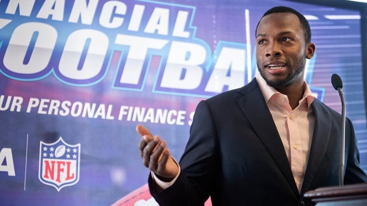 Ο εκατομμυριούχος αθλητής που κάνει οικονομία για τα γεράματά του