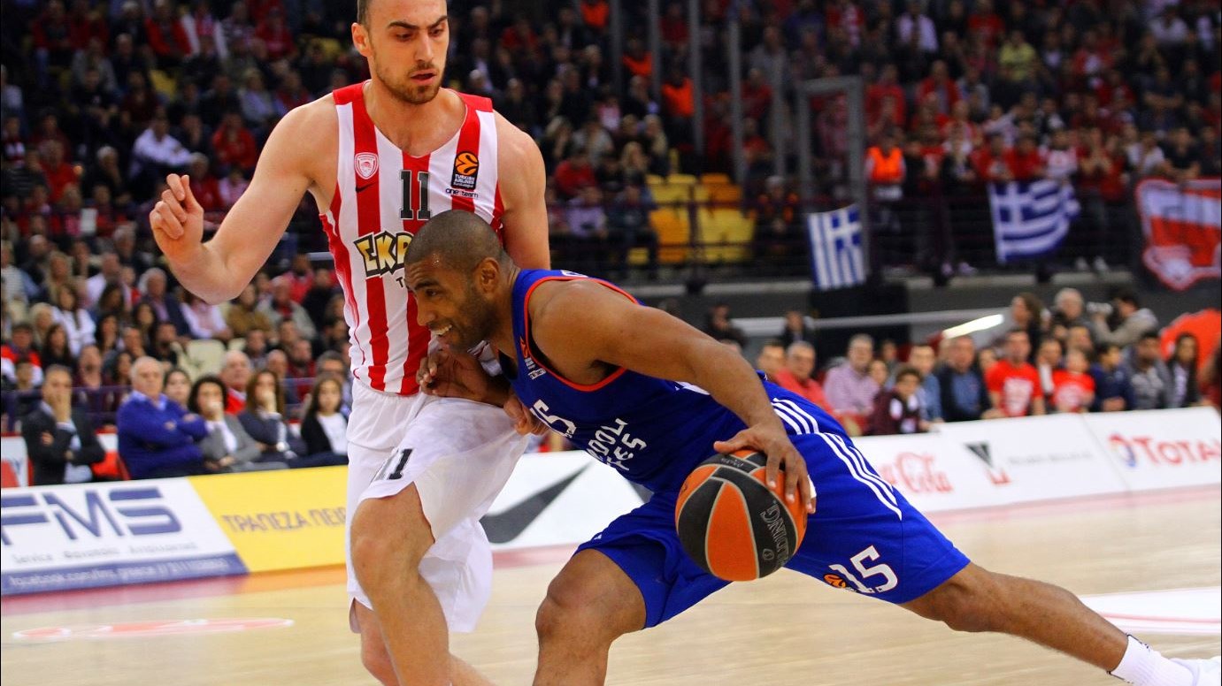 Ολυμπιακός – Αναντολού Εφές 71-73 (ΤΕΛΙΚΟ)