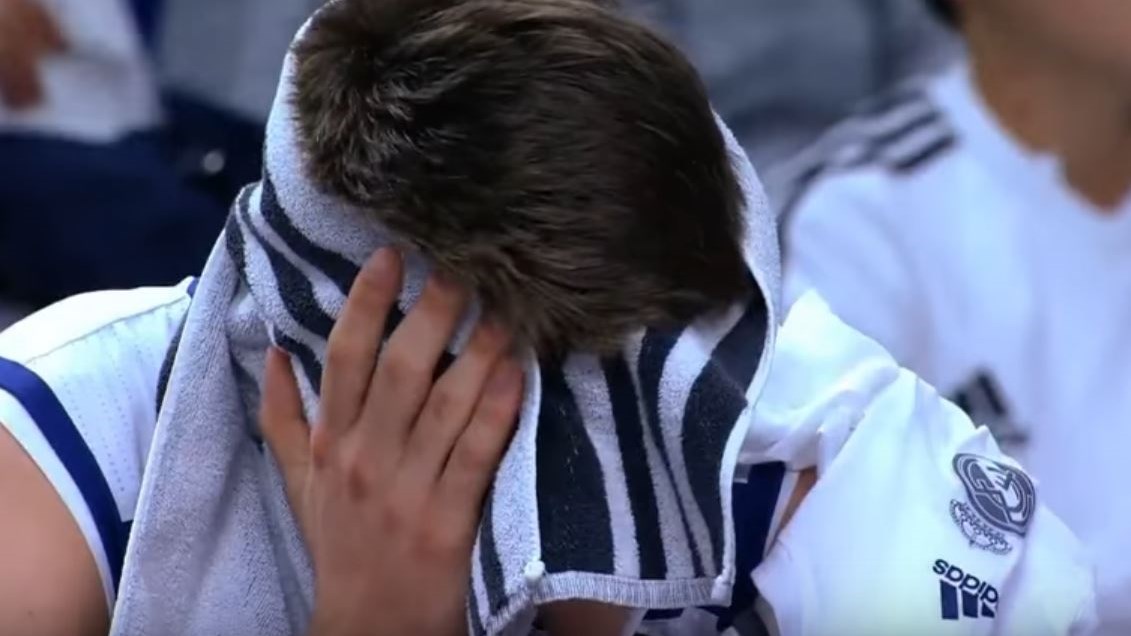 Ξέσπασε σε κλάματα ο νεαρός άσος της Ρεάλ Μαδρίτης – ΒΙΝΤΕΟ