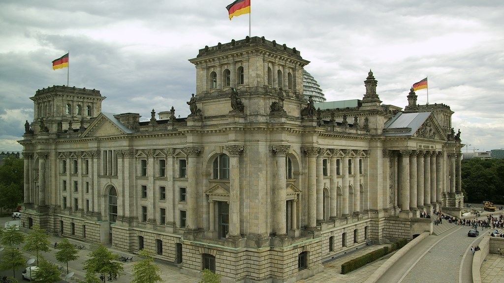 Γερμανία: Επιφανείς πολιτικοί καλούν την ΕΕ να τερματίσει τις ενταξιακές συνομιλίες με την Τουρκία μετά το δημοψήφισμα