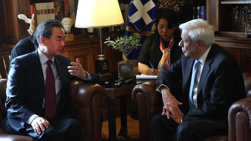 Παυλόπουλος: Η Ελλάδα προσβλέπει σε στενότερη συνεργασία με την Κίνα
